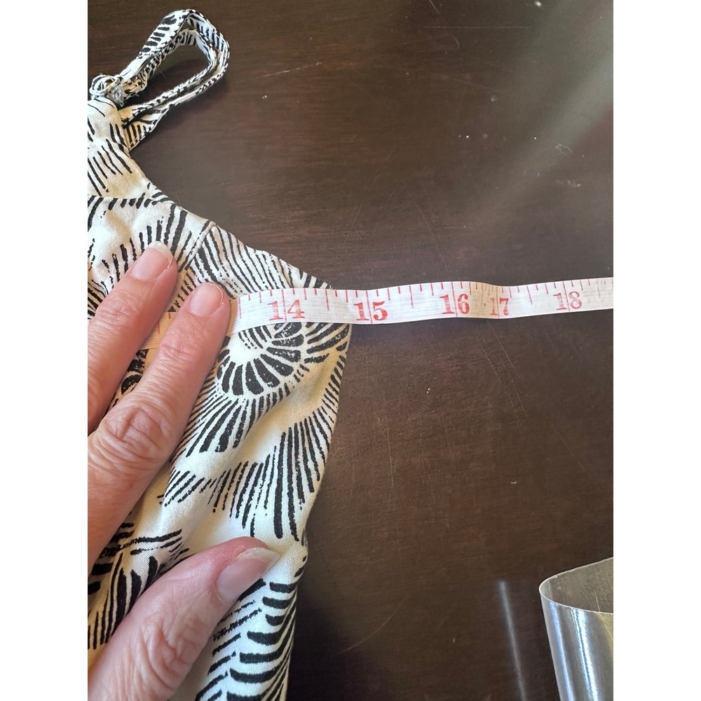 Old Navy Women's Black and White
Dress, Size Medium - Picture 7 of 9